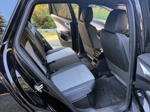 Black 2023 Volkswagen ID.4 Pro