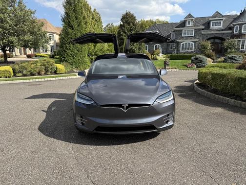 2020 Tesla Model X Long Range Plus