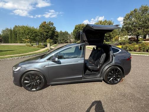 2020 Tesla Model X Long Range Plus
