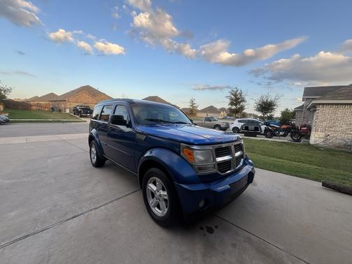 Blue 2009 Dodge Nitro SE