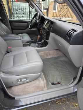 Gray 2004 Toyota Land Cruiser Base