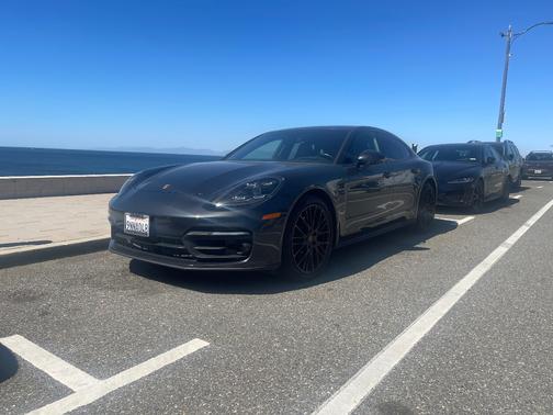 2023 Porsche Panamera Panamera Platinum Edition