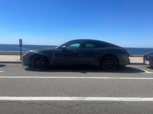 2023 Porsche Panamera Panamera Platinum Edition