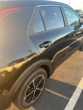 Black 2026 Kia Niro LX