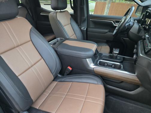White 2025 Chevrolet Silverado 1500 High Country
