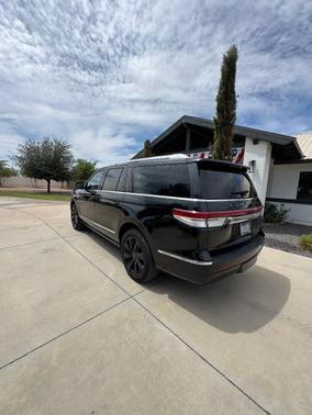 Black 2023 Lincoln Navigator L Reserve
