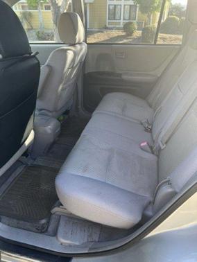 Silver 2005 Toyota Highlander Base