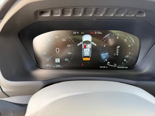 2020 Volvo XC90 T5 Momentum