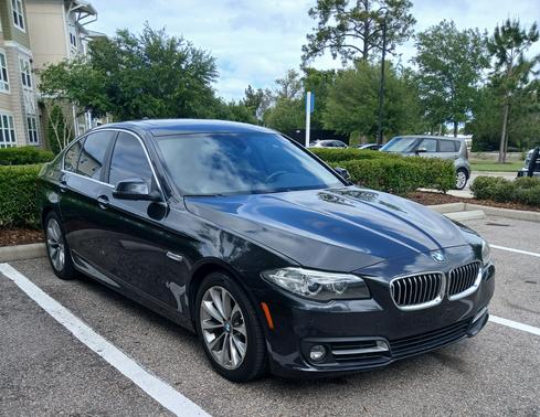 Gray 2016 BMW 528 i