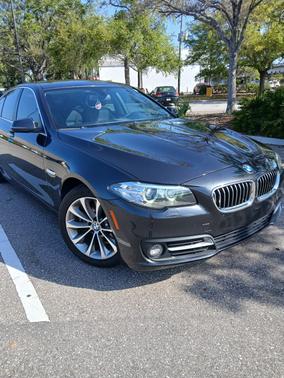 Gray 2016 BMW 528 i