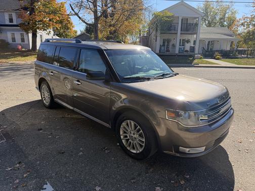 Brown 2019 Ford Flex SEL