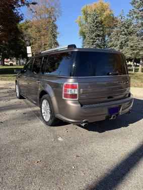 Brown 2019 Ford Flex SEL