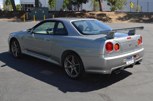 Silver 2009 Nissan GT-R Premium