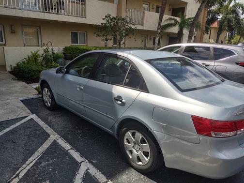 Blue 2007 Hyundai SONATA GLS