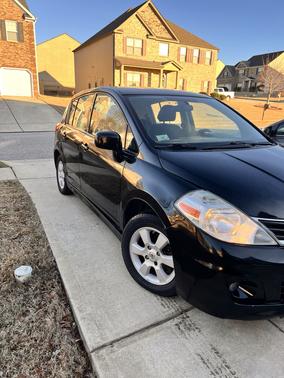 2010 Nissan Versa 1.8 SL