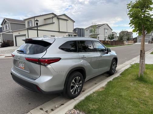 Silver 2020 Toyota Highlander XLE