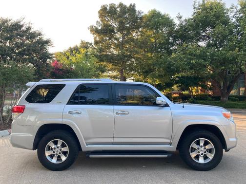 Silver 2011 Toyota 4Runner SR5