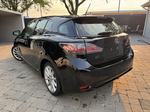 2011 Lexus CT 200h Premium