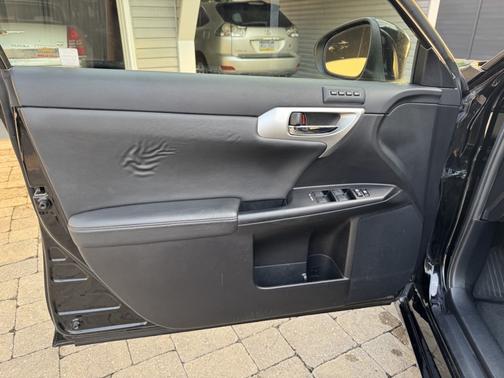 2011 Lexus CT 200h Premium