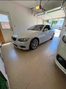 White 2012 BMW 335 i
