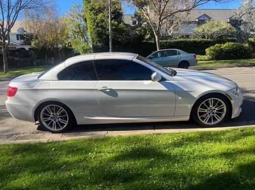 White 2012 BMW 335 i