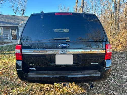 2017 Ford Expedition EL XLT