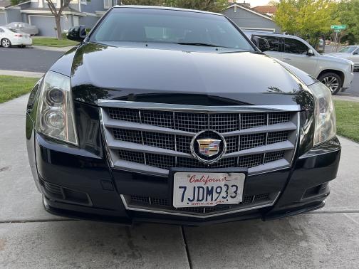 Photo 3 of 17 of 2011 Cadillac CTS Base