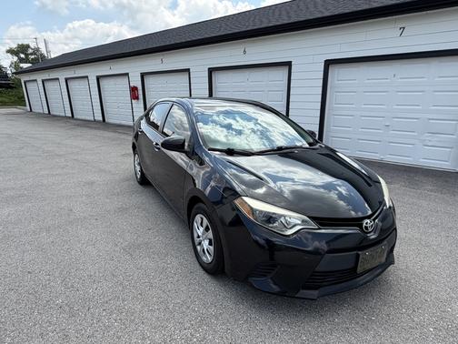 Black 2016 Toyota Corolla LE Premium