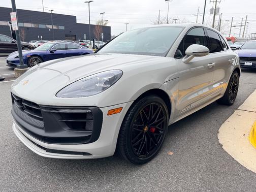 2023 Porsche Macan Macan GTS