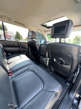 2016 INFINITI QX80 Base