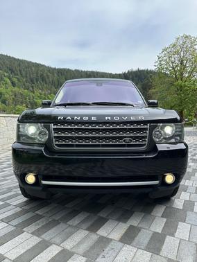 Black 2011 Land Rover Range Rover Supercharged