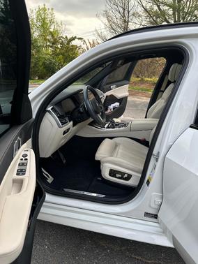 White 2021 BMW X5 xDrive40i