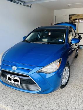 Blue 2017 Toyota Yaris iA Base