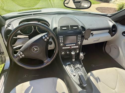 Silver 2007 Mercedes-Benz SLK-Class SLK280 Roadster