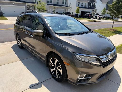 Brown 2019 Honda Odyssey Elite