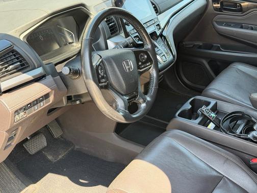 Brown 2019 Honda Odyssey Elite