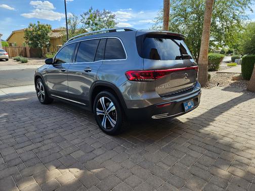 Gray 2022 Mercedes-Benz EQB 350 4MATIC
