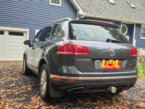 Gray 2015 Volkswagen Touareg TDI Sport w/Technology