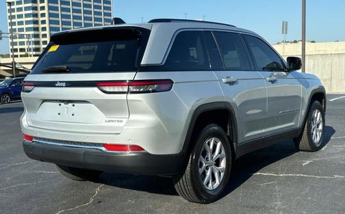 Gray 2022 Jeep Grand Cherokee Limited