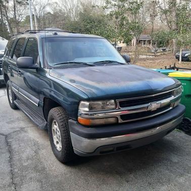 Green 2004 Chevrolet Tahoe LS