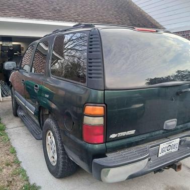 Green 2004 Chevrolet Tahoe LS
