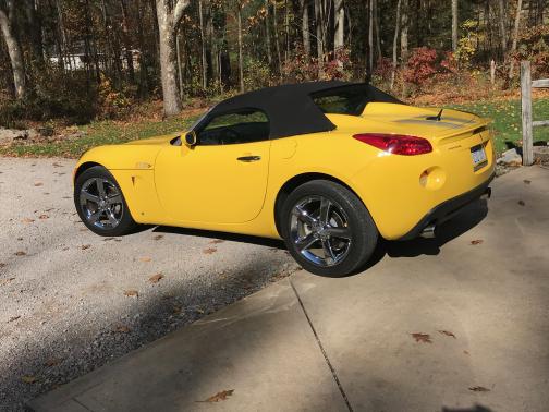 Photo 3 of 26 of 2008 Pontiac Solstice SCCA T2 Champion Edition