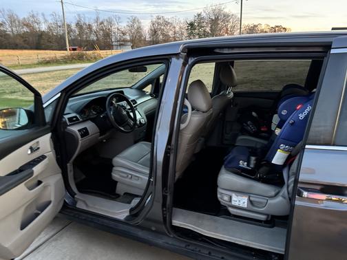 2017 Honda Odyssey SE