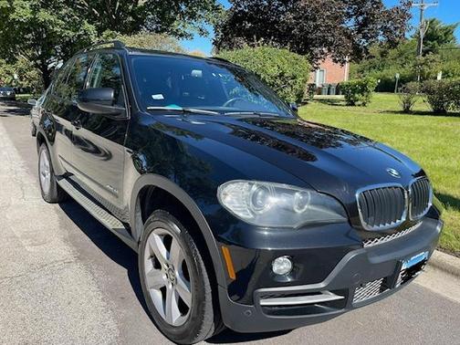 Black 2010 BMW X5 xDrive30i