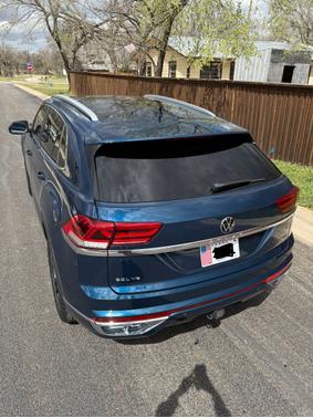 2022 Volkswagen Atlas Cross Sport 3.6L V6 SEL R-Line