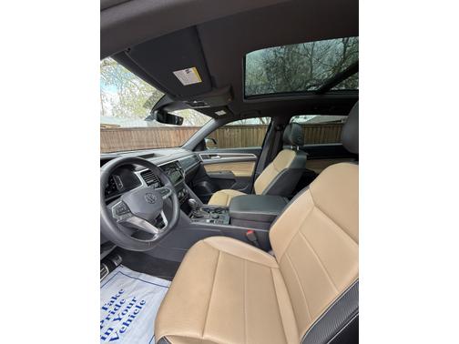 2022 Volkswagen Atlas Cross Sport 3.6L V6 SEL R-Line