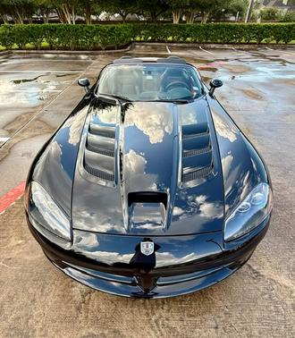 Black 2010 Dodge Viper SRT-10