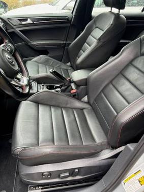 2016 Volkswagen Golf GTI 2.0T Autobahn w/Performance Package 4-Door