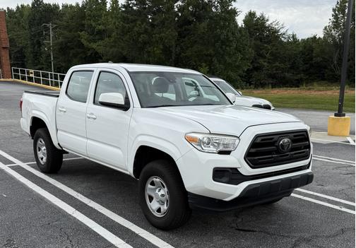 2018 Toyota Tacoma SR