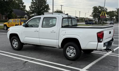 2018 Toyota Tacoma SR